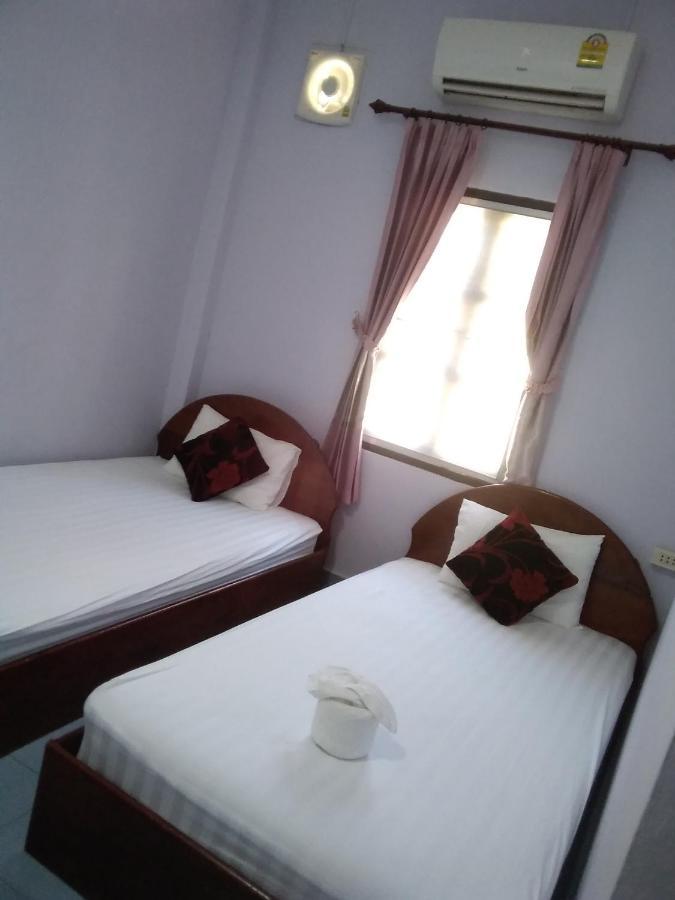 Pp Guesthouse 루앙프라방 외부 사진